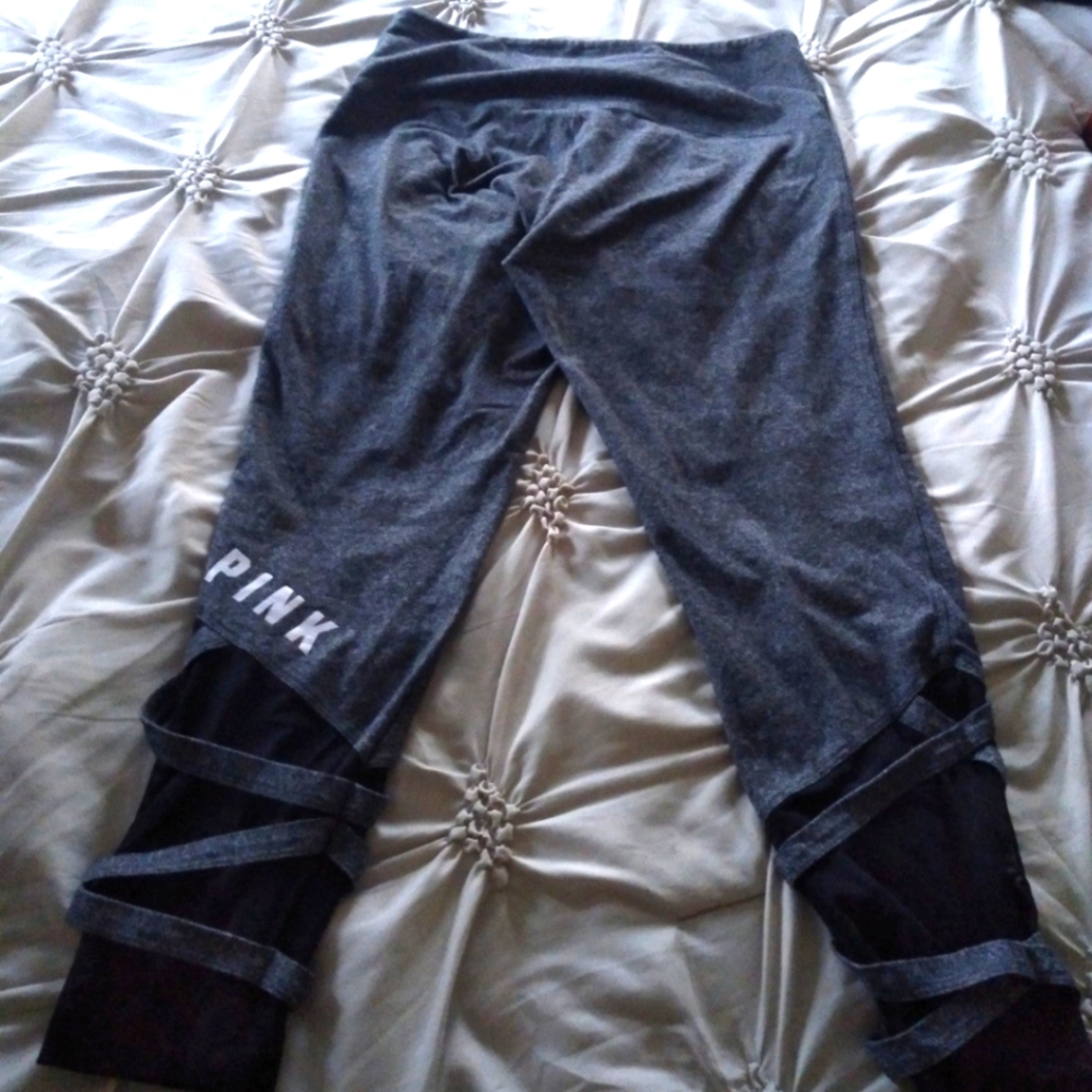 Pink Victoria's Secret yogo pants - Picture 3 of 3